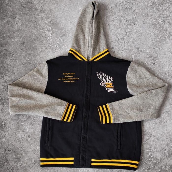 Бомбер New Balance