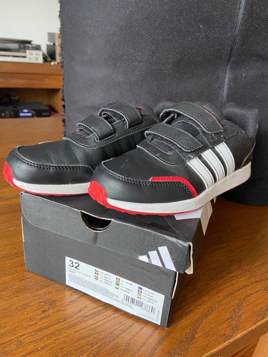 Buty adidas 32 dla chłopca