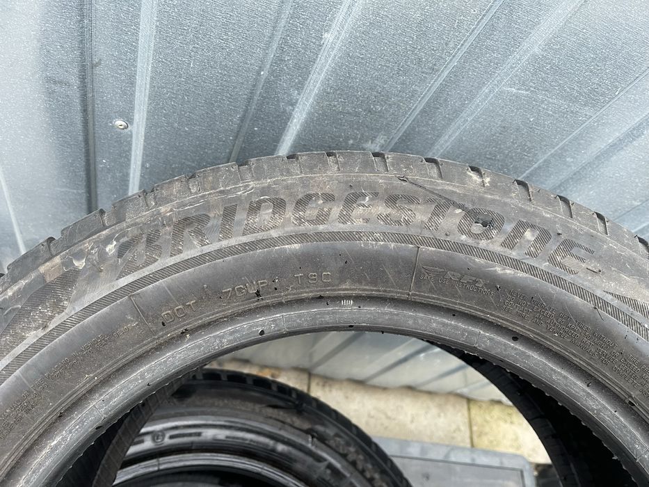 2x BRIDGESTONE BLIZZAK LM001 rsc 225/55 R17 5,5mm