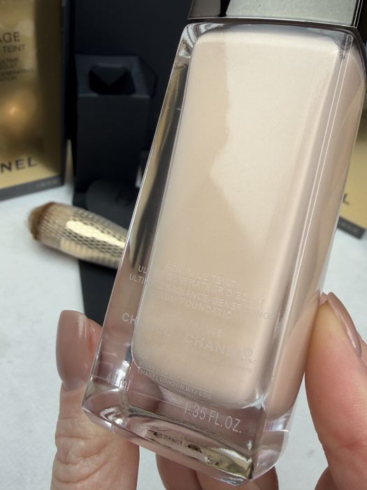 Тональний крем сиворотка Chanel Sublimage B10 В20