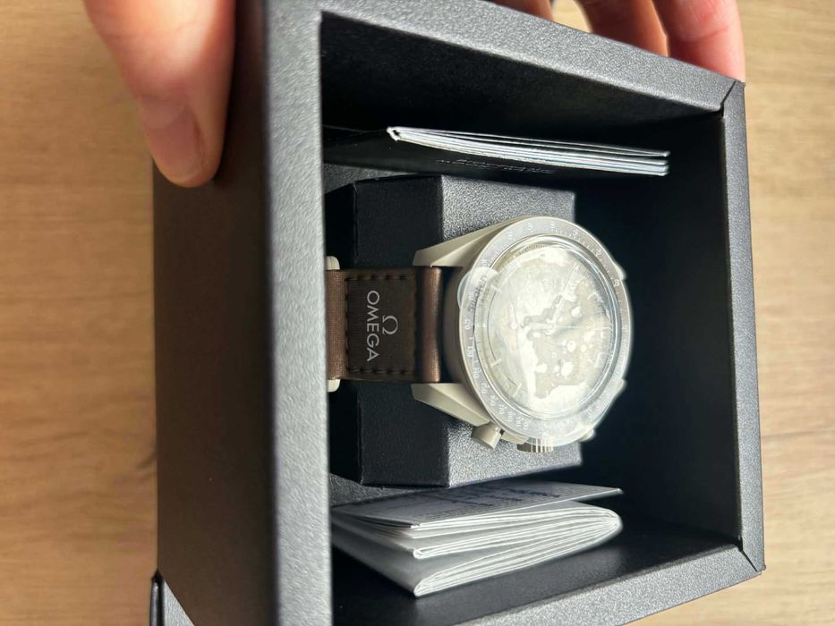 Nowy zegarek Swatch x Omega Bioceramic Moonswatch Mission to Saturn