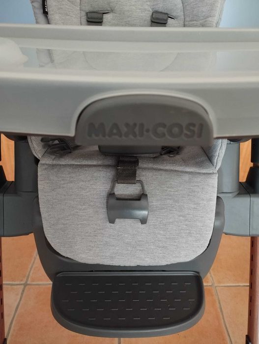 Cadeira refeição bebé