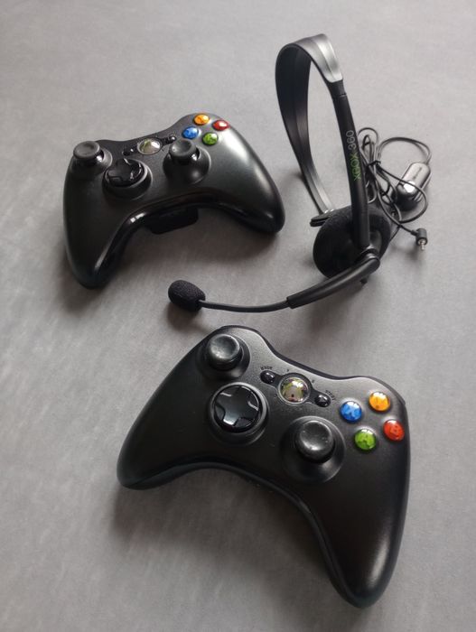 Konsola Xbox 360 bogaty zestaw + 16 kultowych gier!