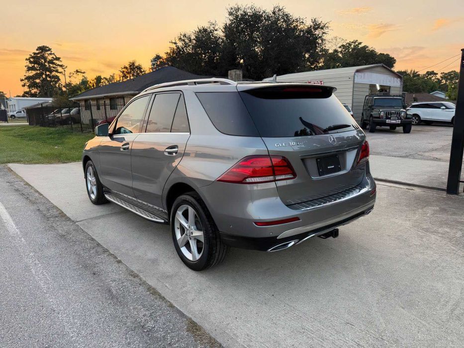 Mercedes-Benz GLE GLE 300d 4MATIC      2016