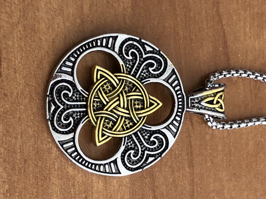 Celtycki Naszyjnik Triquetra