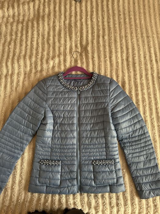 Курточка світло синя,весна-осінь