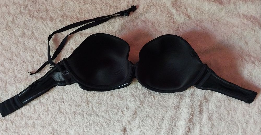 Продаю жіночий бюсгалтер 85D