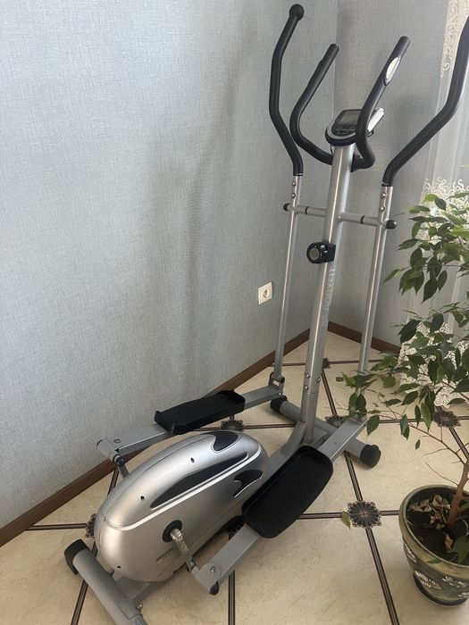 Продам хороший велотренажер