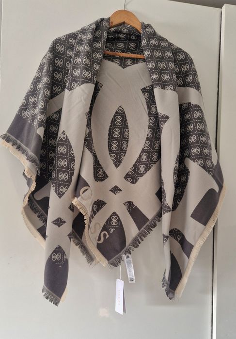 Guess chusta z logo 4G nowa