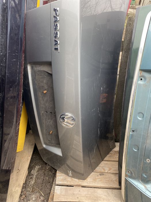 Ляда задня ауді