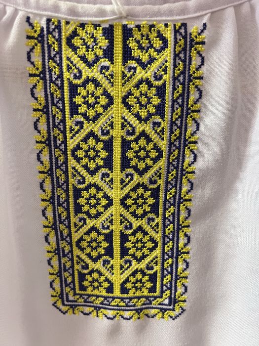 Вишиванка для дівчинки, розмір 128