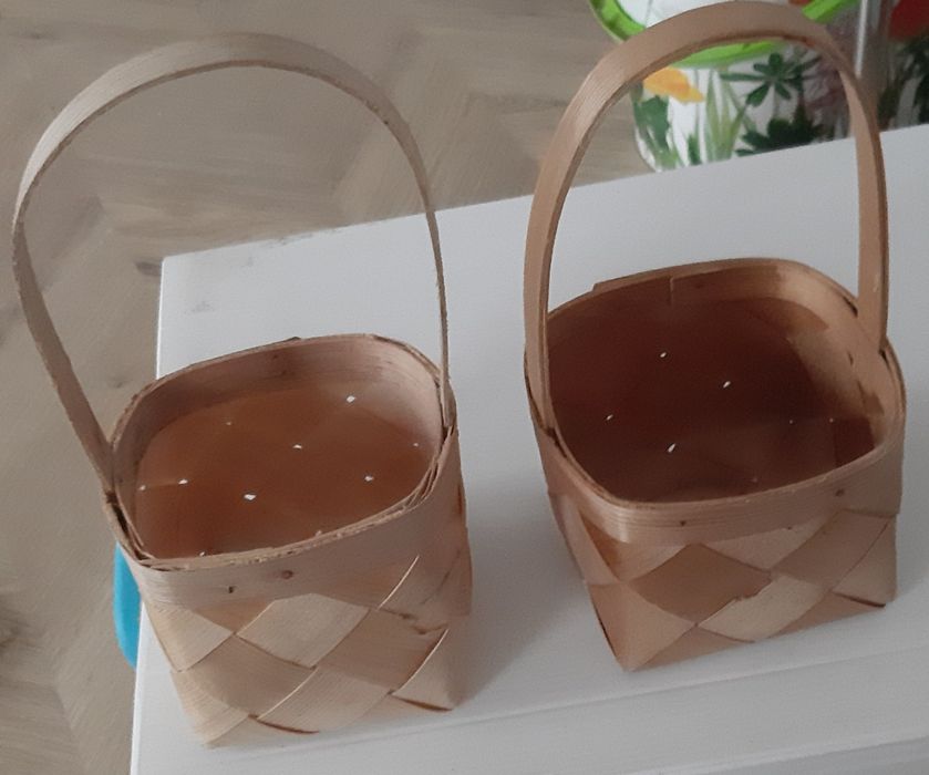 Koszyczki z łuby sosnowej,