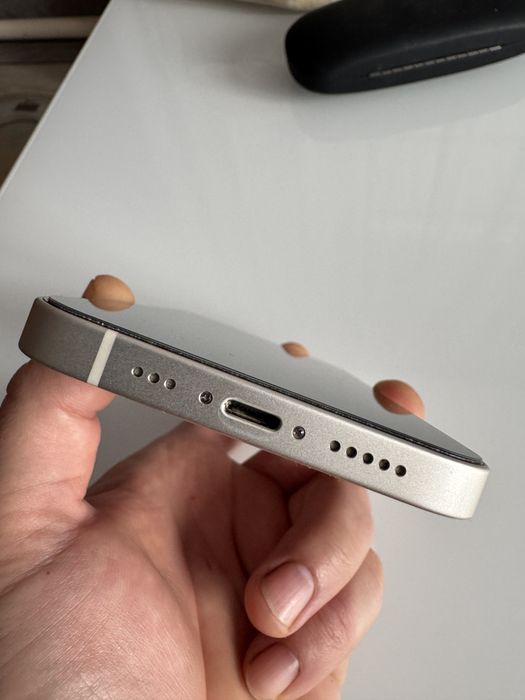 Iphone 14 128g esim.