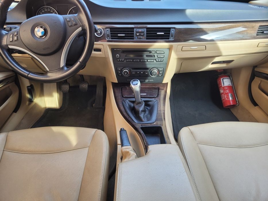 Sprzedam BMW E90 2011 lift