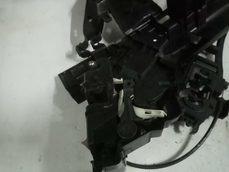 Fechadura / fecho porta frente direito FORD Focus II (DA_)