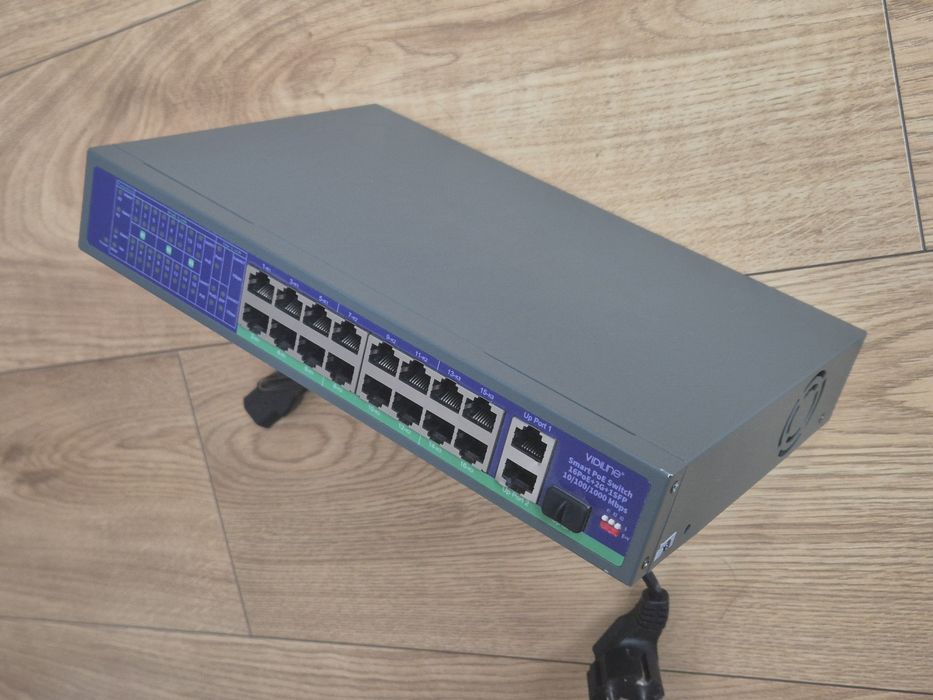 Switch PoE 16-portowy VIDI-F1621GBL – 10/100/1000 Mbps