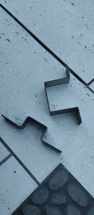 Obejmy do płotu panelowego