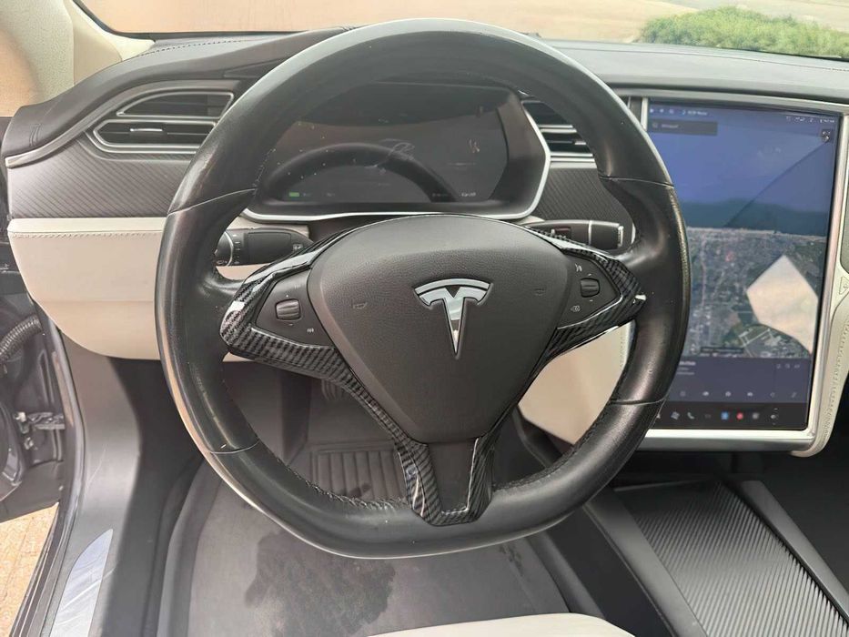 Tesla Model S 75      2016