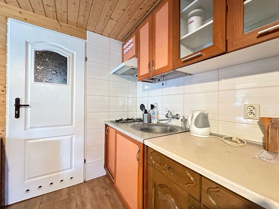 Działka z drewnianym domkiem ROD Ustka ( za Biedronką ul. Darłowska)