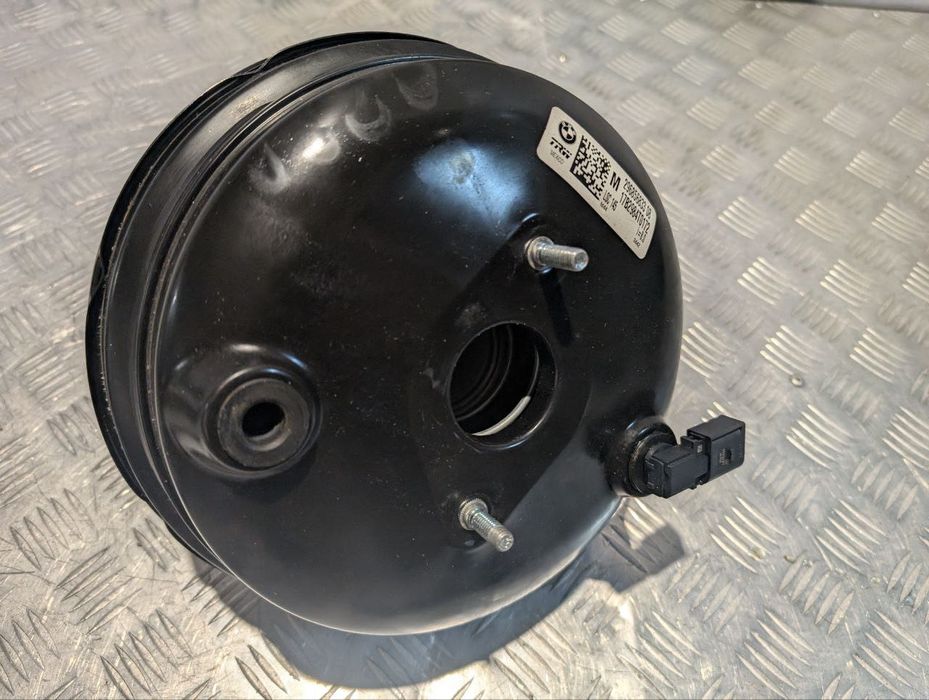 Підсилювач гальмів вакумний BMW X5 F15