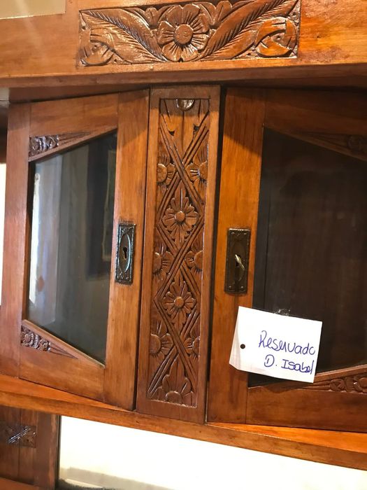 Móvel antigo de cozinha