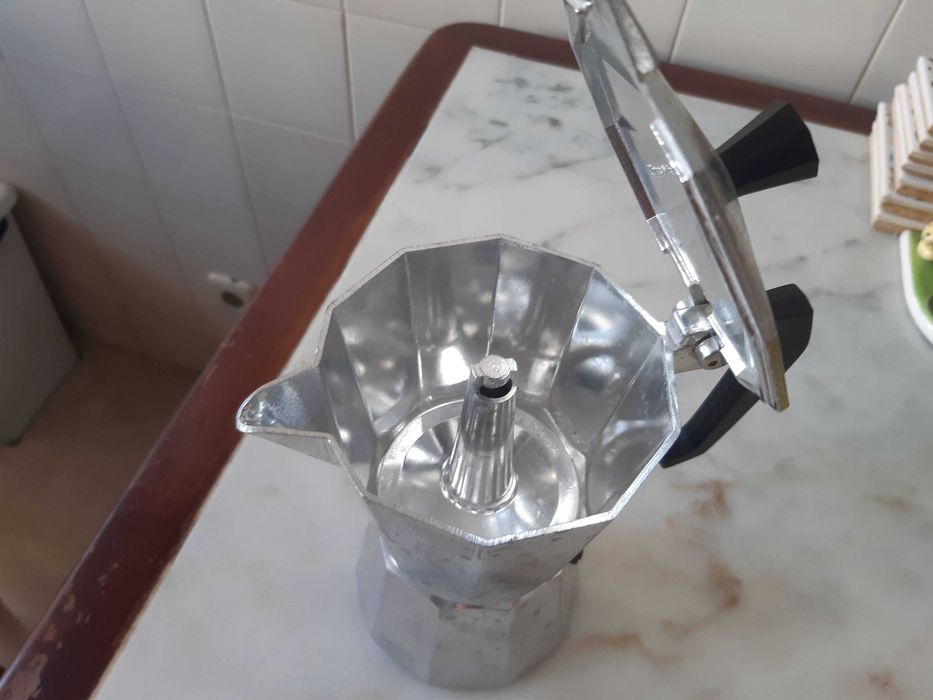 Cafeteira Andorra Express, Made in Italy, sem uso