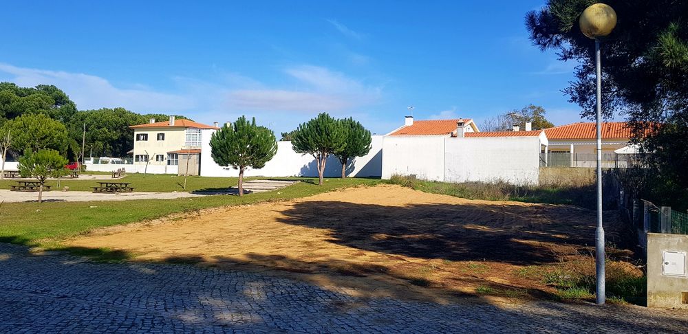 Terreno Lagoa de Albufeira | 585m² | Projeto Aprovado