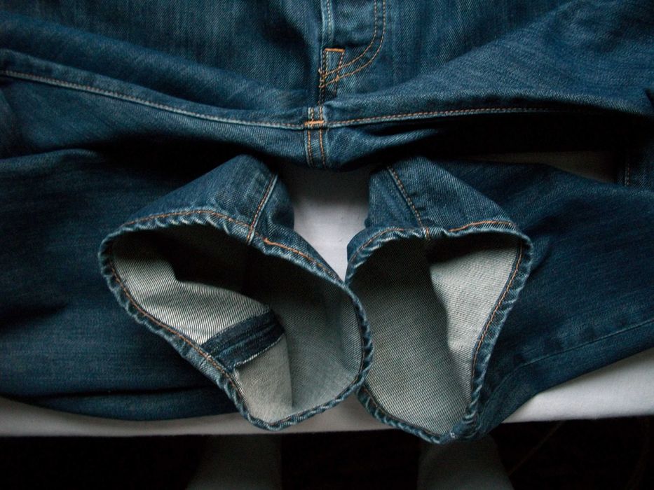 Классические джинсы Levis 501 размер 36 -32 пошив Болгария