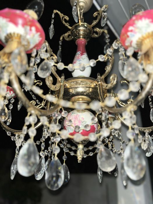 Candeeiros de porcelana e cristal