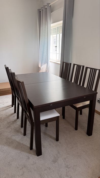Mesa IKEA Bjursta extensível + 6 cadeiras
