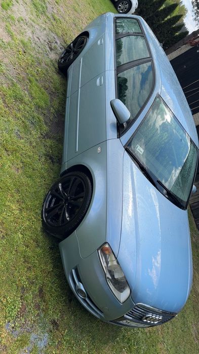 Audi a4 b7 2.0t 220km