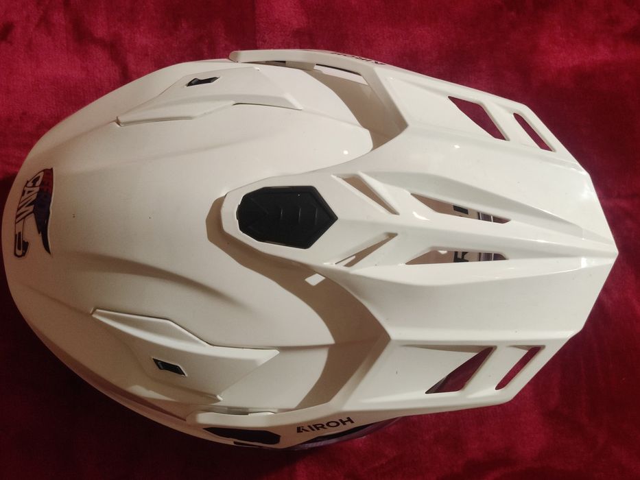 Capacete Airoh Commander 2