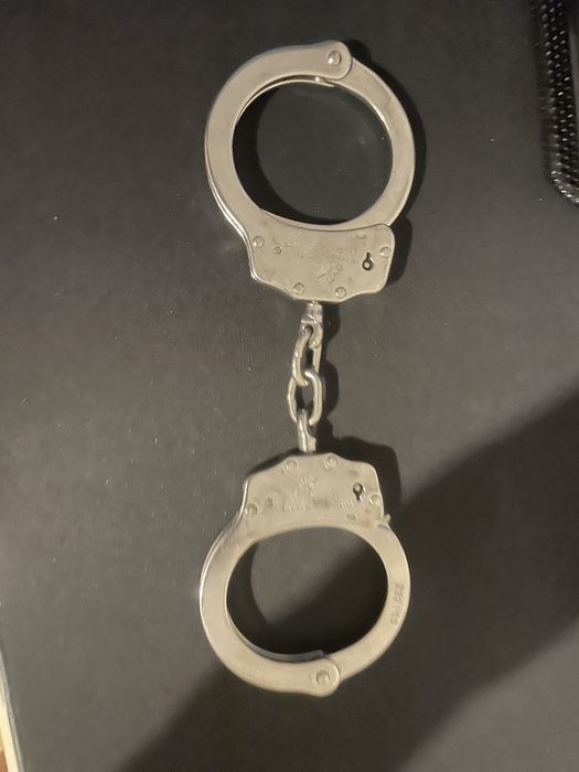 Наручники меиалеві ДіСі
