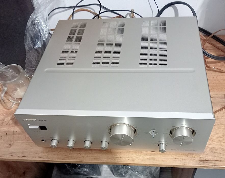 Onkyo Integra A 9711 - pilot, paragon, instrukcja