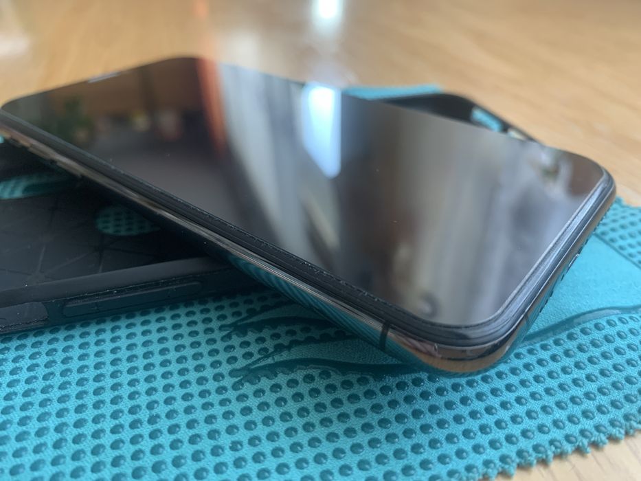 iPhone XS 256GB/100%