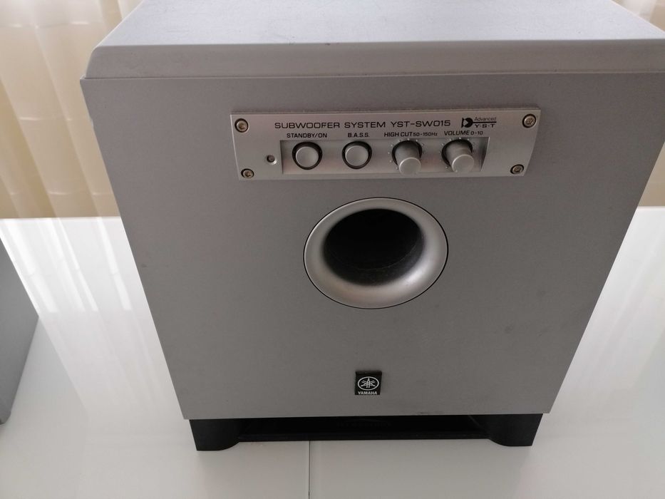 Subwoofer Yamaha YST-SW015 i 4 satelity NX-430P i centrum NX-C430