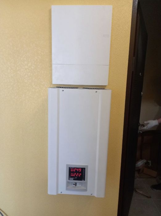 Стабілізатор напруги  однофазний  Елекс Ампер Герц  ціна від виробника