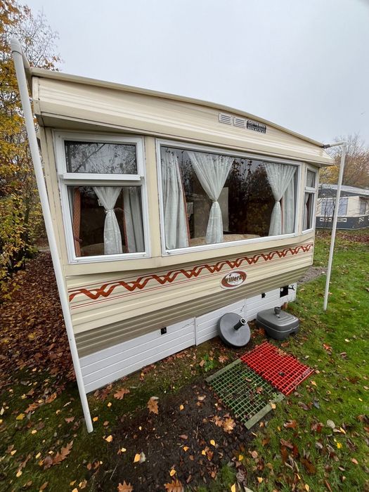 Casa modelar para alugar o (comprar)