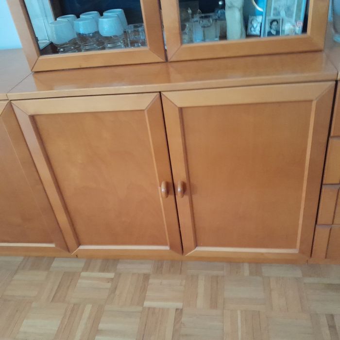 Meble drewno komody regały