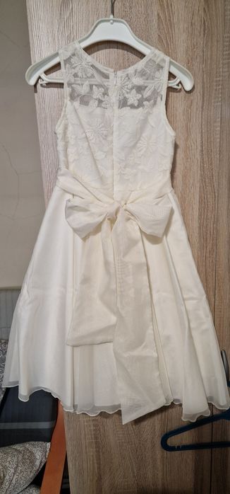 Vestido de festa, cerimónia para menina 7-8 anos. usado só  por 2horas