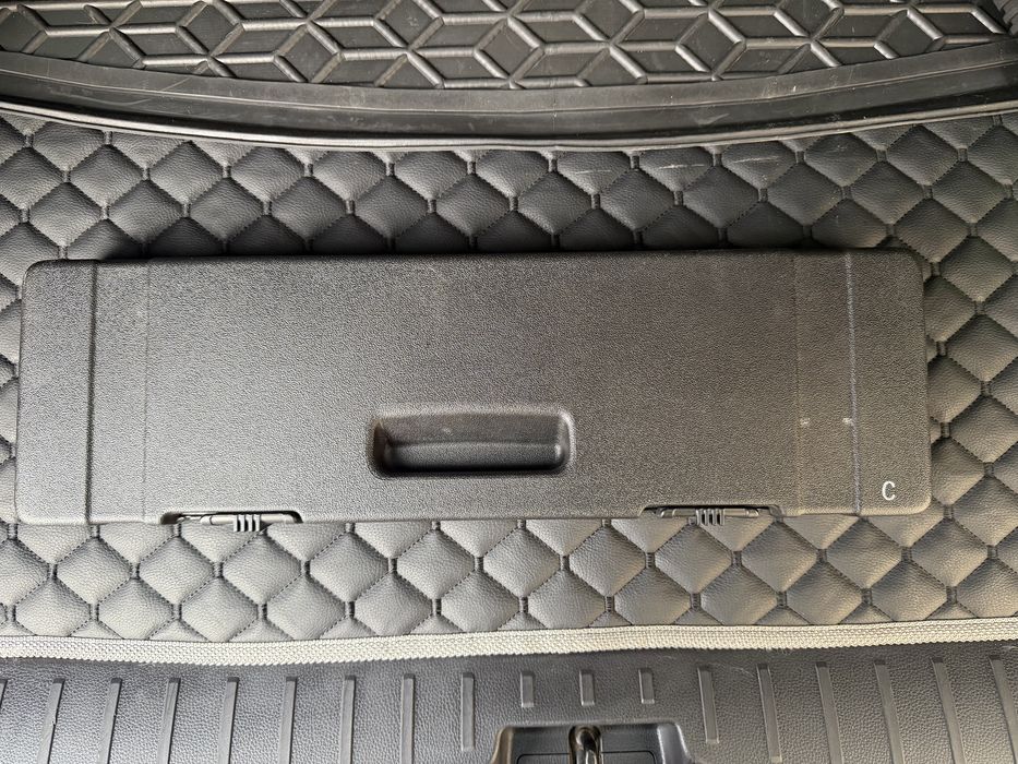 Домкрат, набор ключей