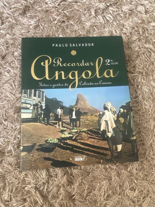 Livros “Recordar Angola”
