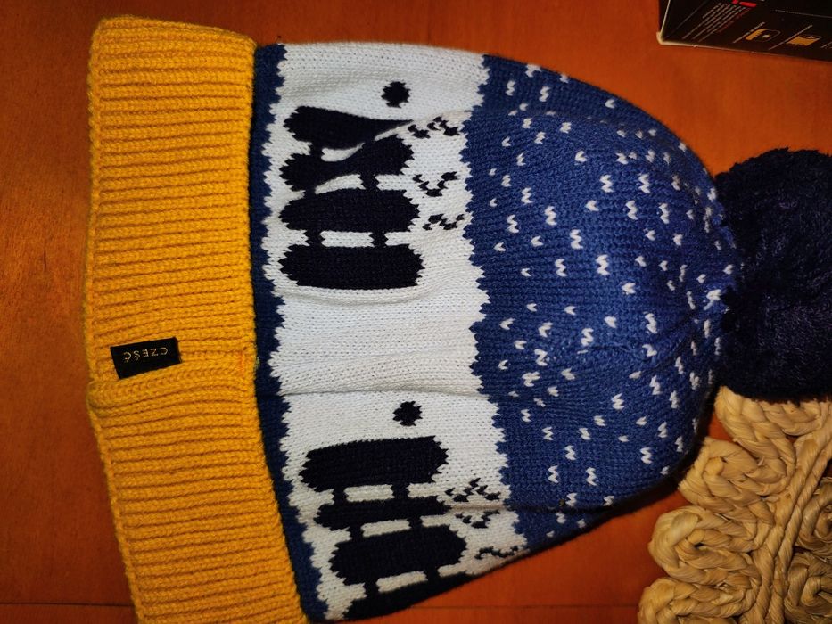 Nowa czapka ciepło pan tu nie stał cześć