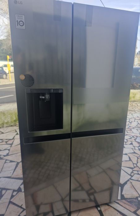 Frigorífico Americano  lg com dispensador de agua e gelo