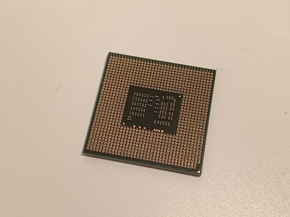 Procesor Intel i5 520M \ SLBU3 \ 2.4 GHz