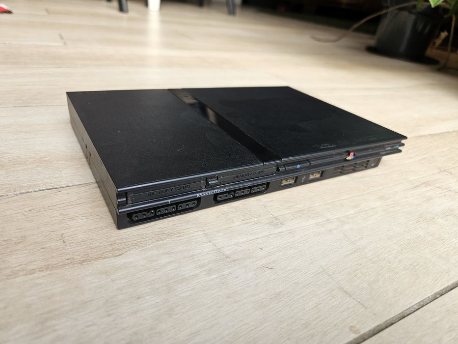 PlayStation 2 slim zestaw
