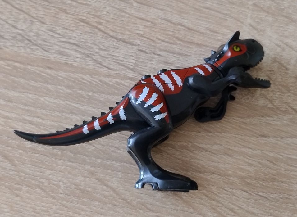 Figurka dinozaur Karnotaura