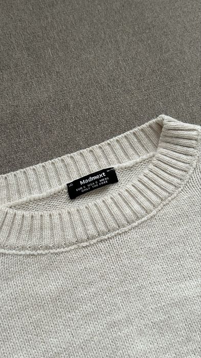 Жіночій теплий світер