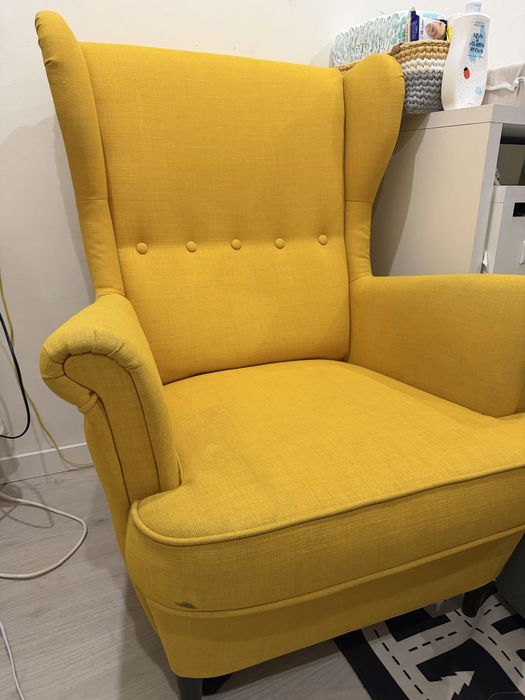 Cadeirão Amarelo Ikea