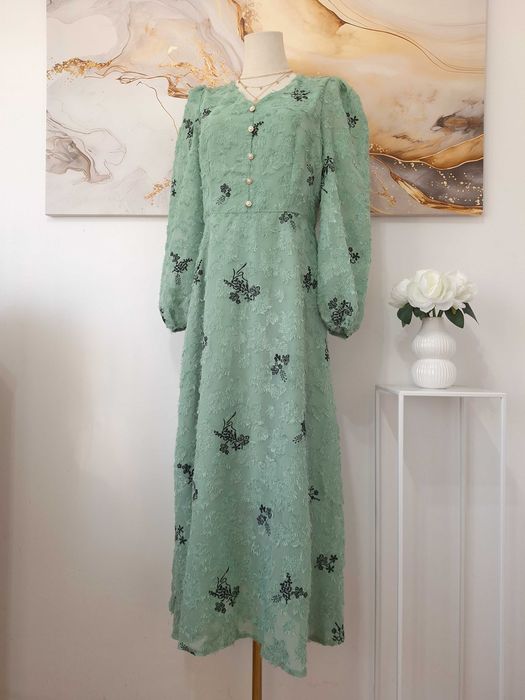 Długa Sukienka Midi Z Długim Bufiastym Rękawem Szałwiowa L